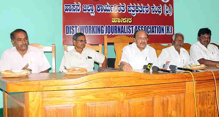 ನಾನು ಕಾಂಗ್ರೆಸ್ ಪಕ್ಷದ ಟಿಕೆಟ್ ಆಕಾಂಕ್ಷಿ : ಬಿ.ಕೆ. ರಂಗಸ್ವಾಮಿ